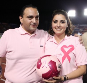 The Governor of Quintana Roo, Roberto Borge Angulo with his wife, Mariana Zorrilla de Borge, officially kick-off Breast Cancer Awareness Month in Cancun