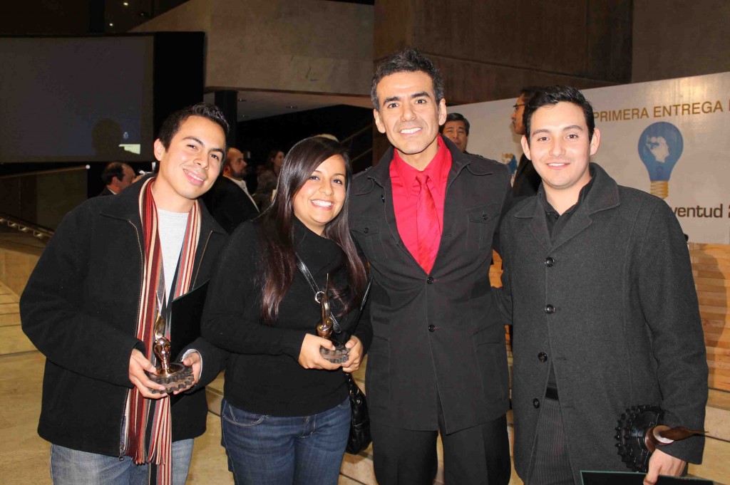 Award winners at First Annual Youth & Innovation Awards Tijuana Inovadora 2011