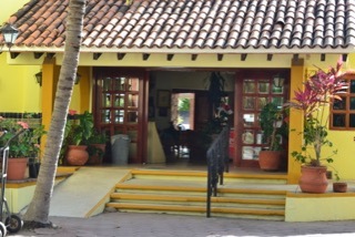 San Blas (Garza Canela Hotel & El Delfin Restaurant) Photos by Flo Nestor