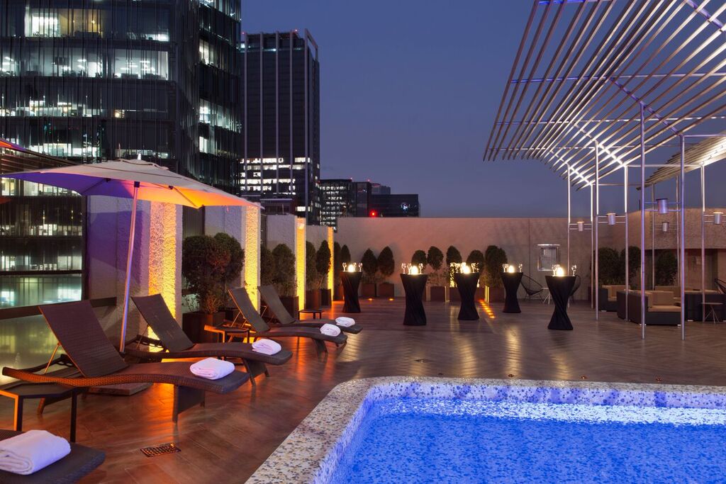 New rooftop pool & bar at Galeria Plaza Reforma in Mexico City, part of the Las Brisas Hotel Collection